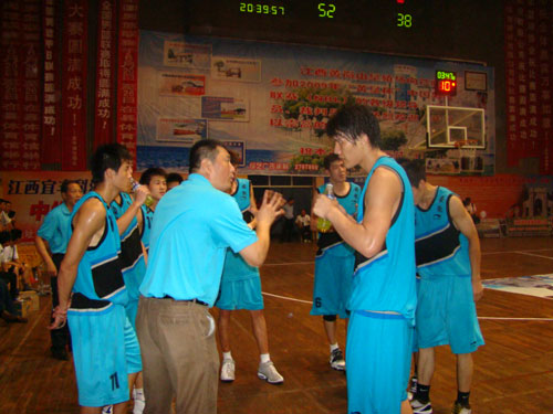 PBA 变色龙保龄球巡回赛｜ “国保”自费参赛为国争光 杨巧双赞扬敦哈金创历史