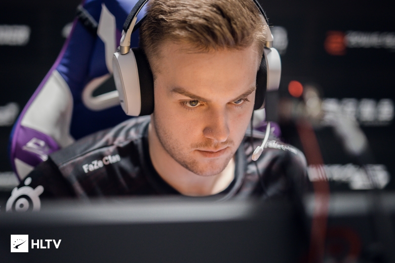 BLG赛后群访 教练：JDG确实是一个非常强劲的对手,以后还有机会赢